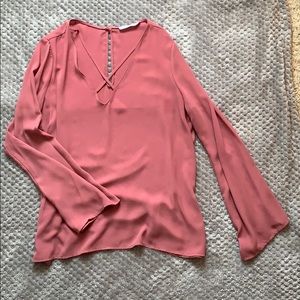 Long sleeve v neck top
